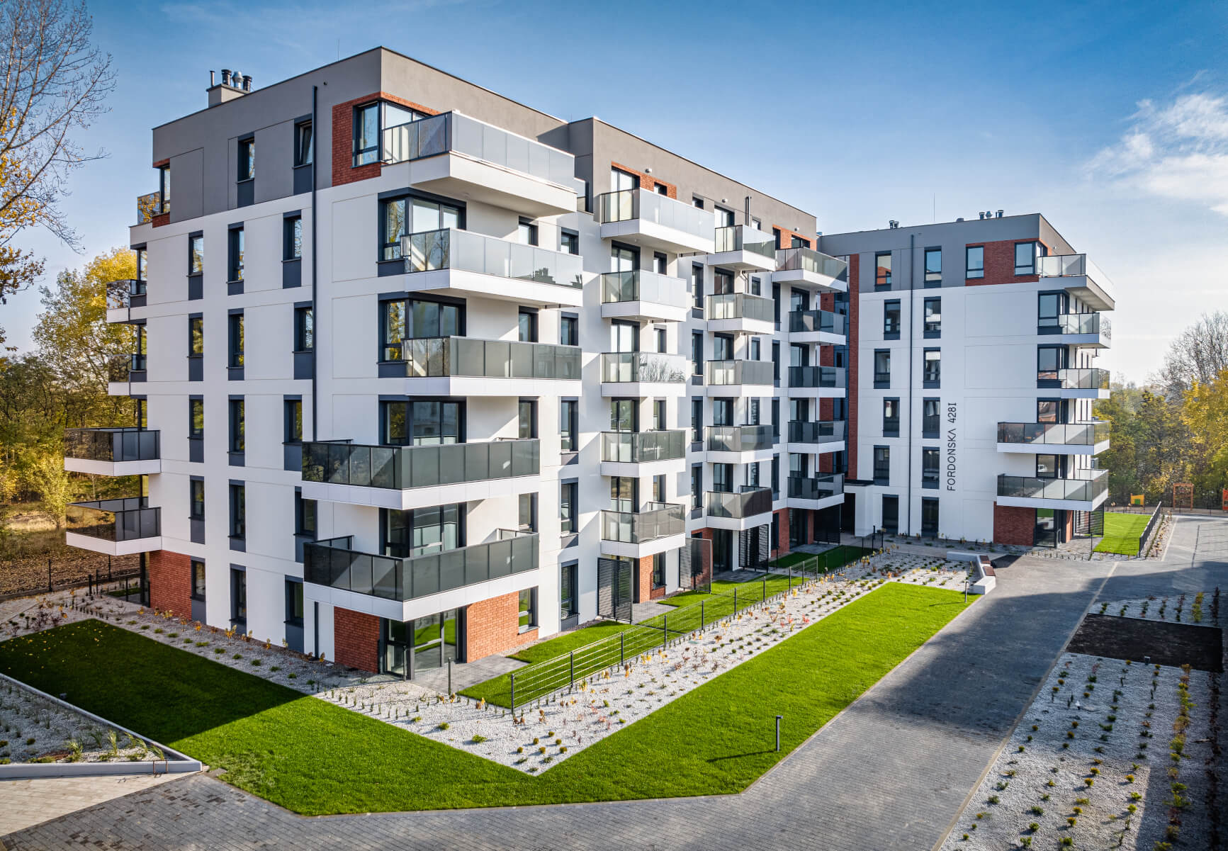 Mieszkanie na parterze z ogródkiem